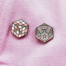 Load image into Gallery viewer, Demigirl 4th Edition Proud Cube set, Rubik's Cube, Medal Cube