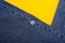 Load image into Gallery viewer, Demiboy Flag - Peace Cube Pin-Pride Pin-PCZC_DEMB