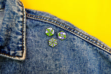 Load image into Gallery viewer, Genderqueer Flag - Community Cube Pin-Pride Pin-GENQ_ED2