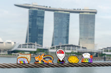 Load image into Gallery viewer, Meditating Love Curry Puff Pin-Pride Pin-SGC_MLCP