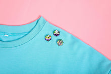 Load image into Gallery viewer, Non-Binary Aromantic Pride - Medal Cube Pin-Pride Pin-PCMC_ENBY_AROM