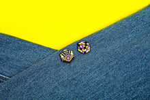 Load image into Gallery viewer, Non-Binary Flag - Medal Cube Pin-Pride Pin-PCMC_ENBY