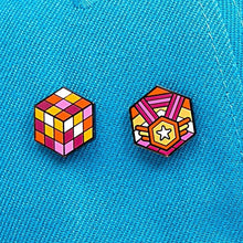 Load image into Gallery viewer, Lesbian 4th Edition Proud Cube set, Rubik's Cube, Medal Cube

