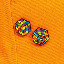 Load image into Gallery viewer, Rainbow 4th Edition Proud Cube set, Rubik's Cube, Medal Cube
