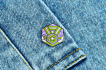 Load image into Gallery viewer, Genderqueer Flag - Medal Cube Pin-Pride Pin-PCMC_GENQ
